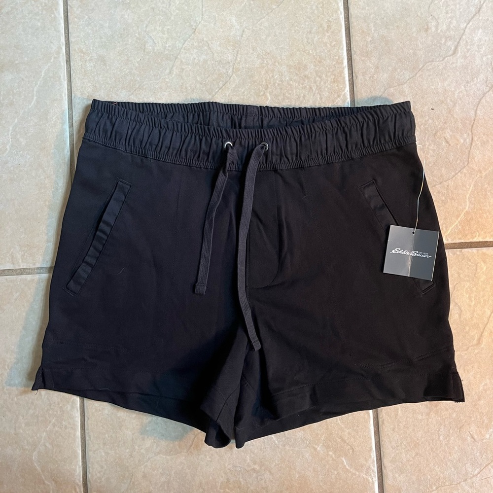 Eddie Bauer women’s weekend shorts